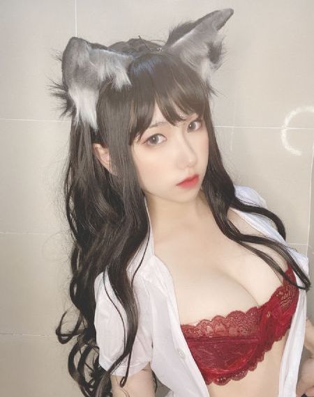 玩两个粉嫩的小奶头_HD神马影院在线